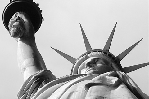 statue of liberty - estatua de la libertad - imperialismo cultural
