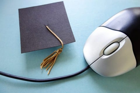 birrete-de-graduacion-educacion-online